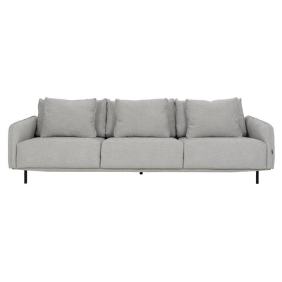 Soffa Bolero har en lyxig och stilren design som ger soffan en elegant form. Detta kompletteras väl av minimalistiska träben och hög sittkomfort vilket gör Bolero till den perfekta soffan för de allra flesta hem. Köp hos Posh Living